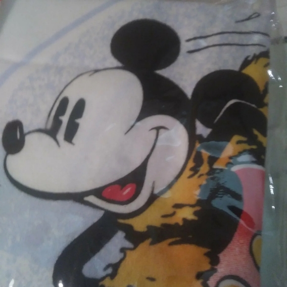 Mickey mouse flannel sheet set Warm !! & Soft ! - Picture 4 of 6